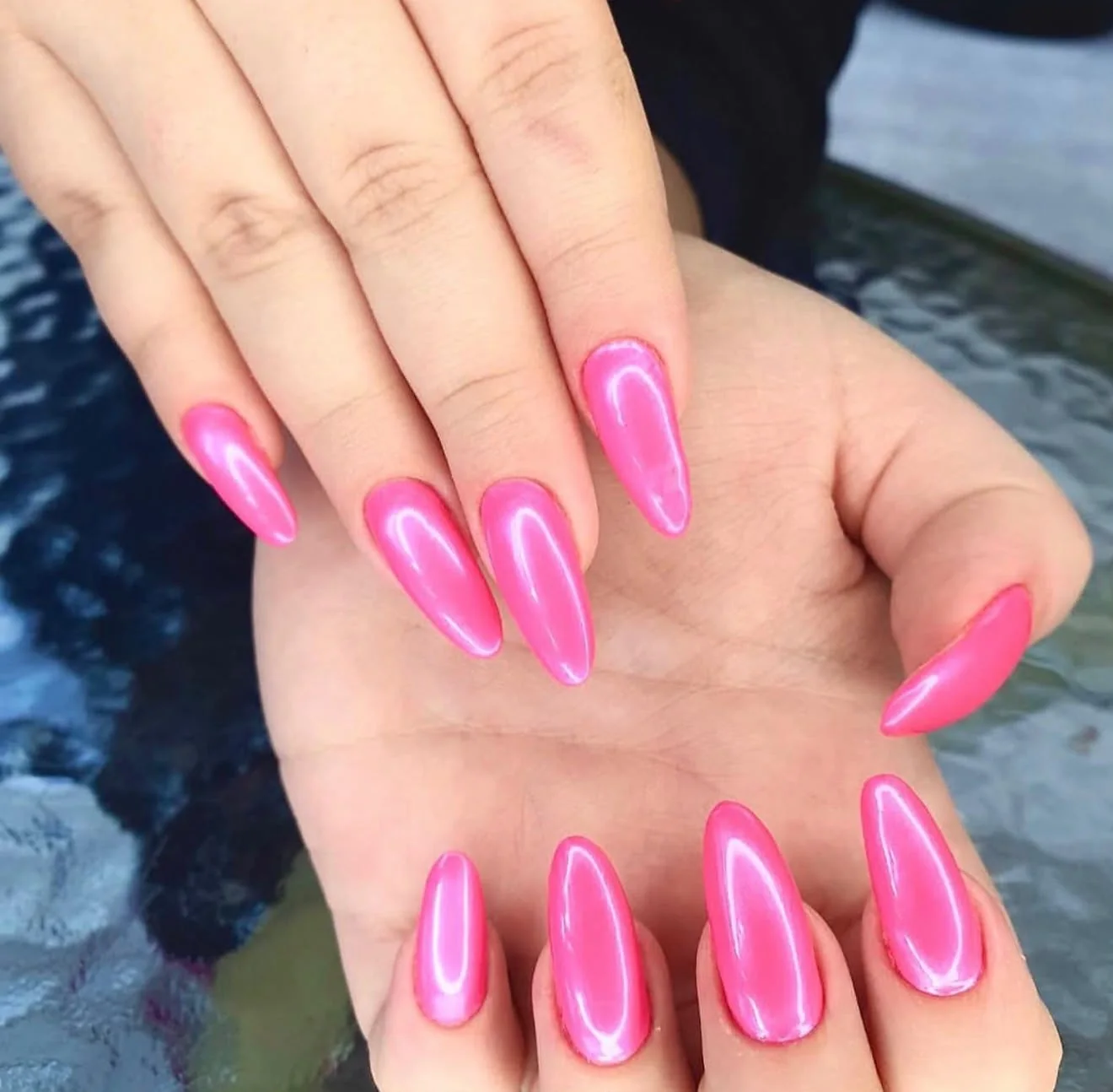 Resultado de manicure e unhas realizado pela equipe do Romana Hair Studio, resultado real da equipe Romana Hair Studio